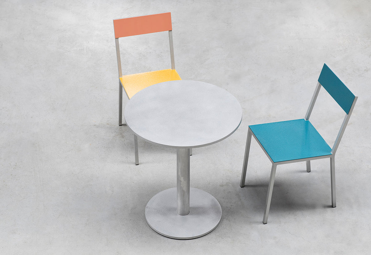 Alu Round Table, Muller van severen, Valerie objects