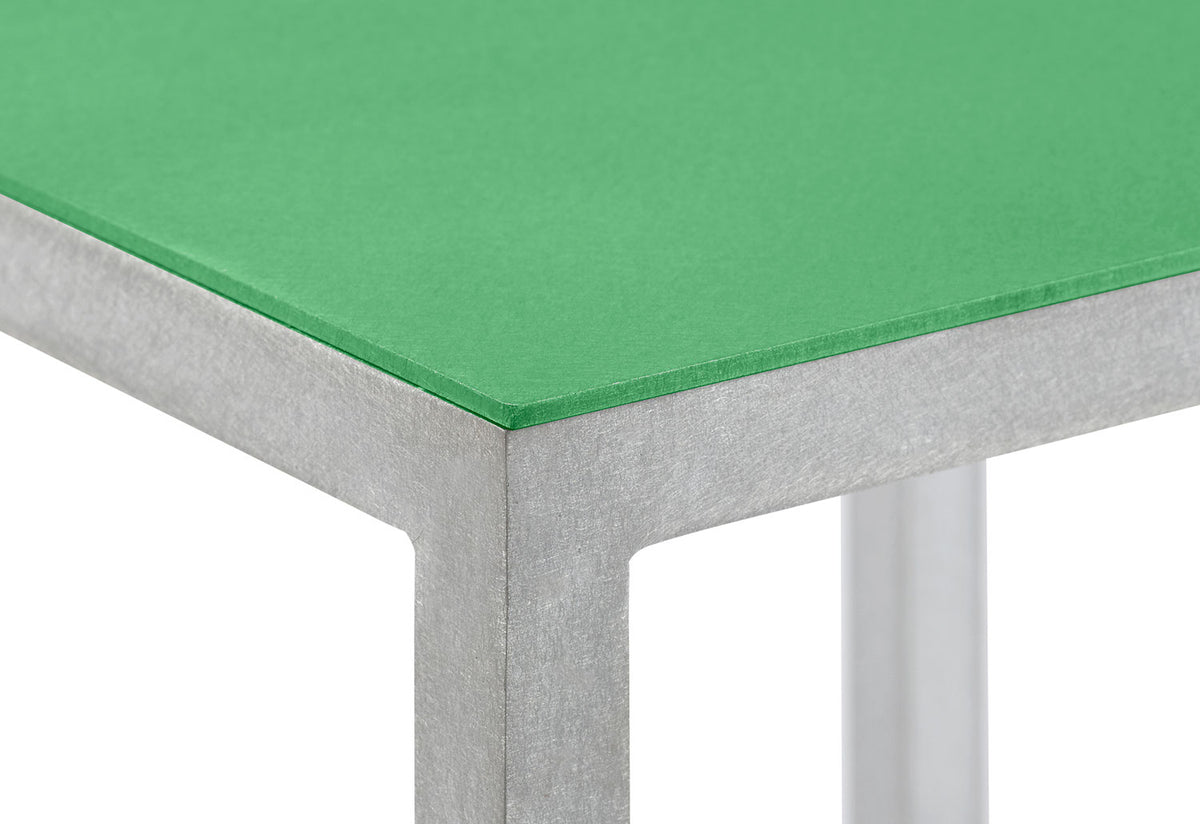 Alu Stool, Muller van severen, Valerie objects