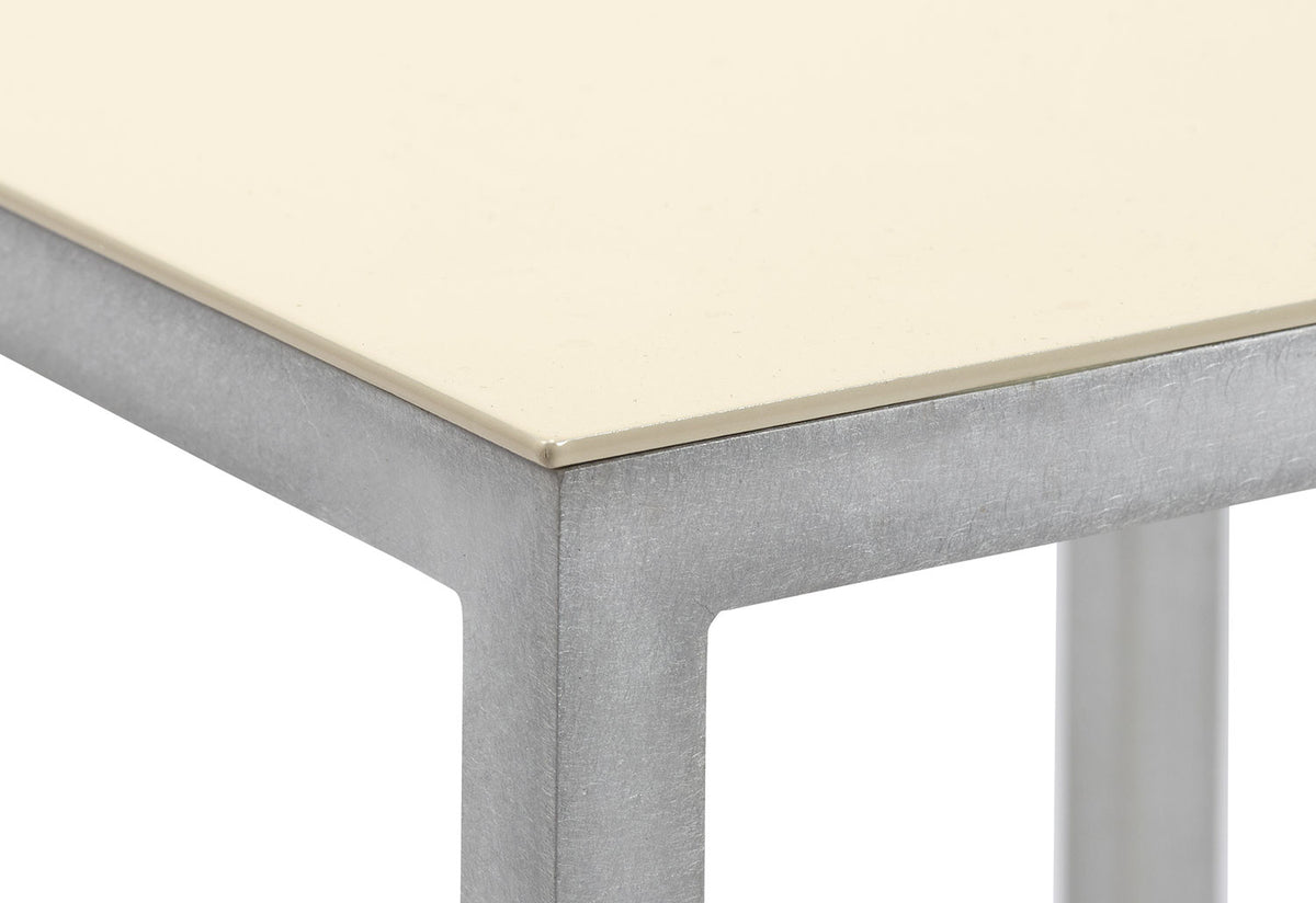 Alu Stool, Muller van severen, Valerie objects