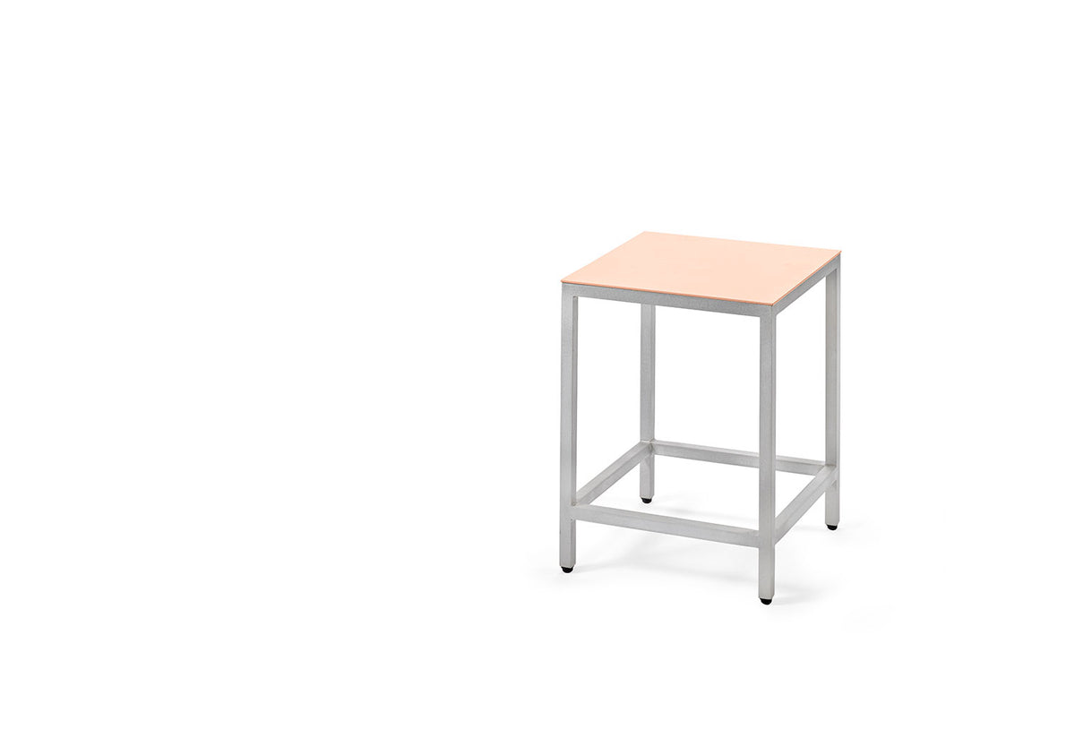 Alu Stool, Muller van severen, Valerie objects