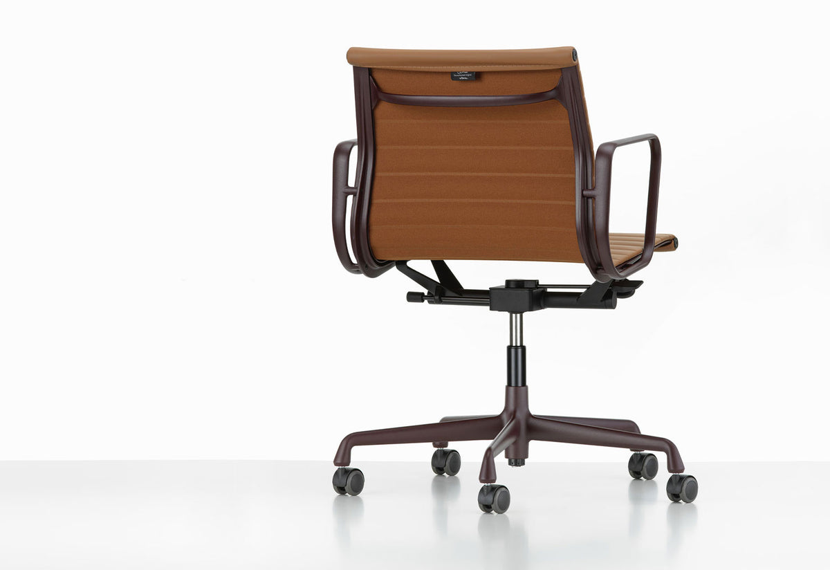 Eames EA 117 Chair, Charles and ray eames, Vitra