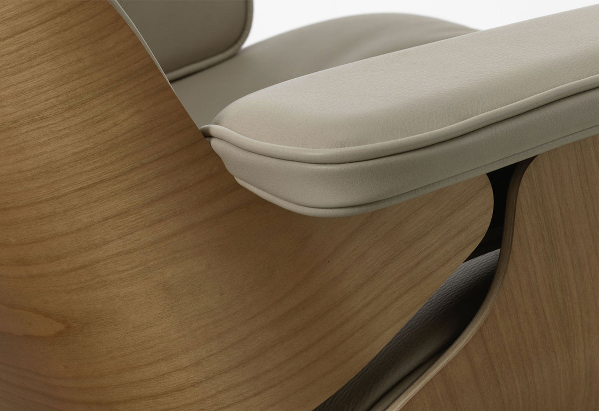 Eames Lounge Chair | Cherry, Charles and ray eames, Vitra