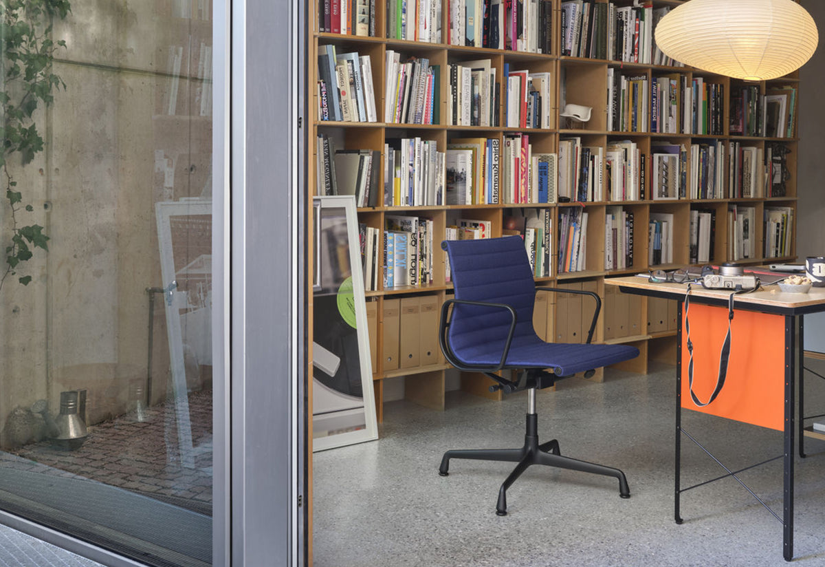 Eames EA 132 Chair, Charles and ray eames, Vitra