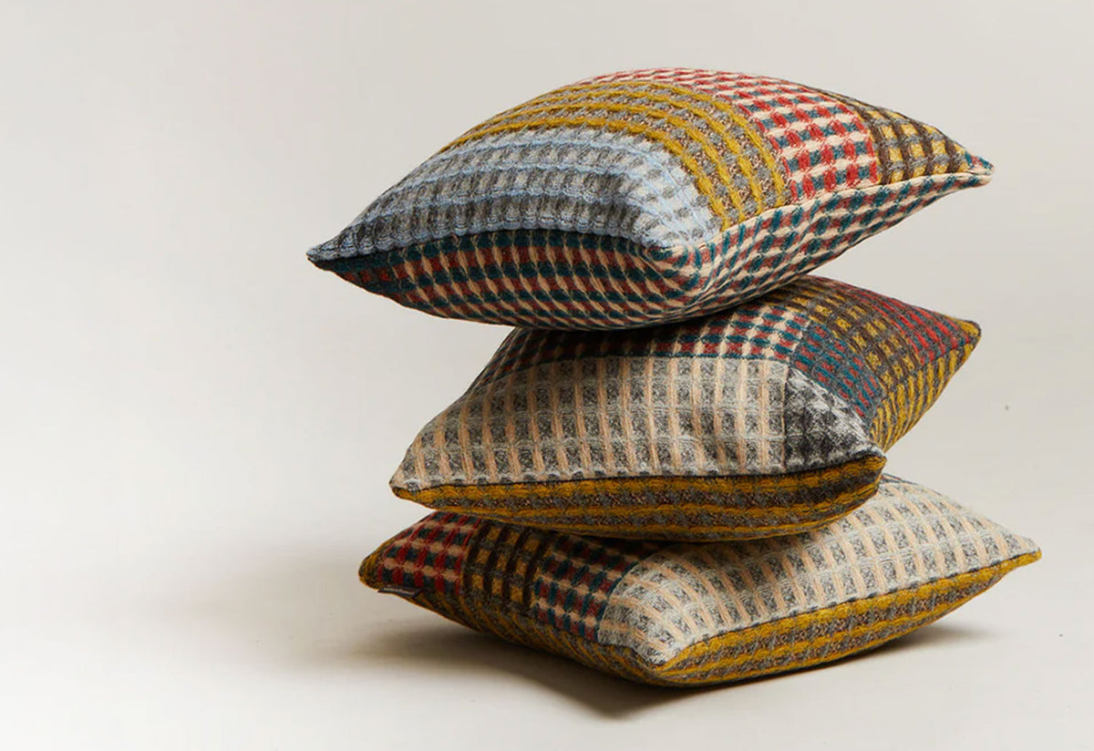 Hampstead Cushion, Wallace sewell, Wallace sewell