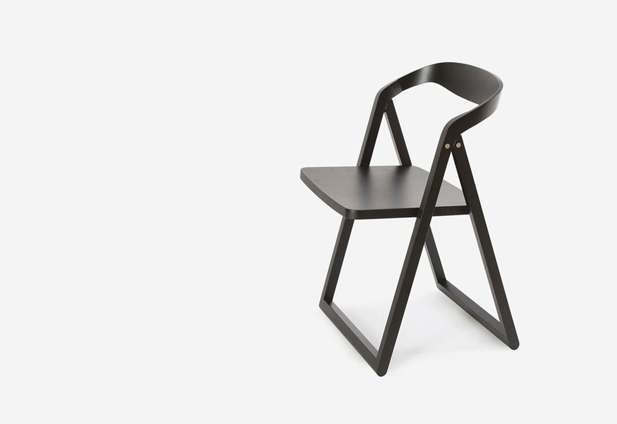 Patan Folding Chair, Tomoko azumi, Zilio a and c