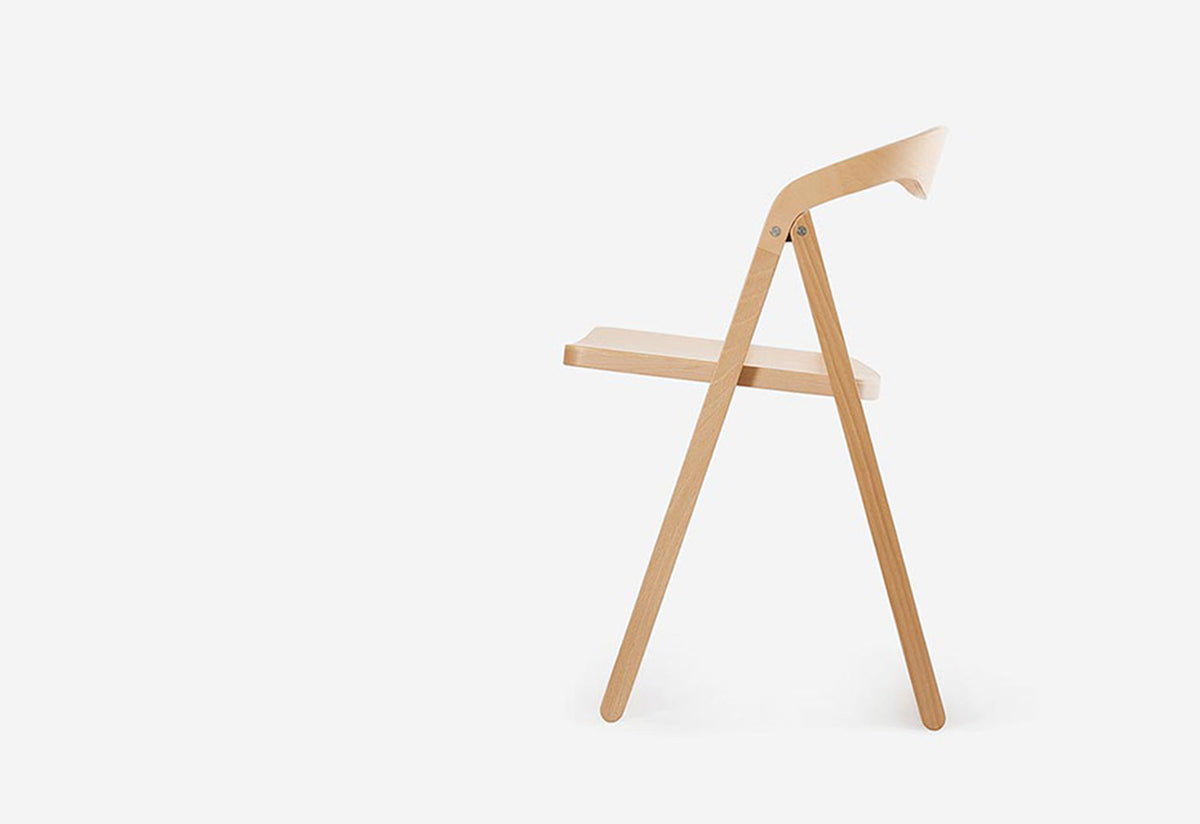 Patan Folding Chair, Tomoko azumi, Zilio a and c