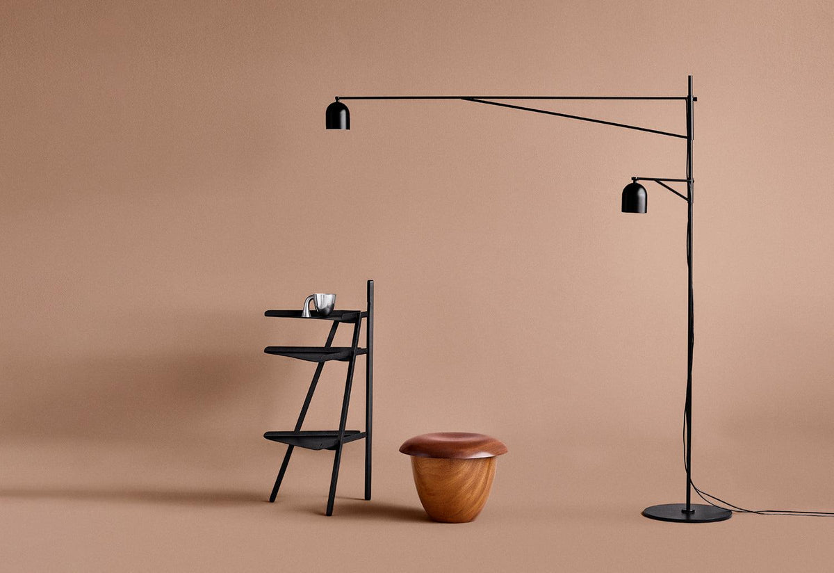 Awkward Floor Lamp, Anatomy design, Karakter