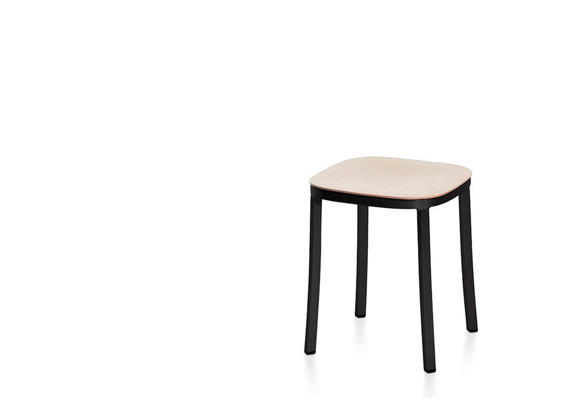 1 Inch stool, Jasper morrison, Emeco