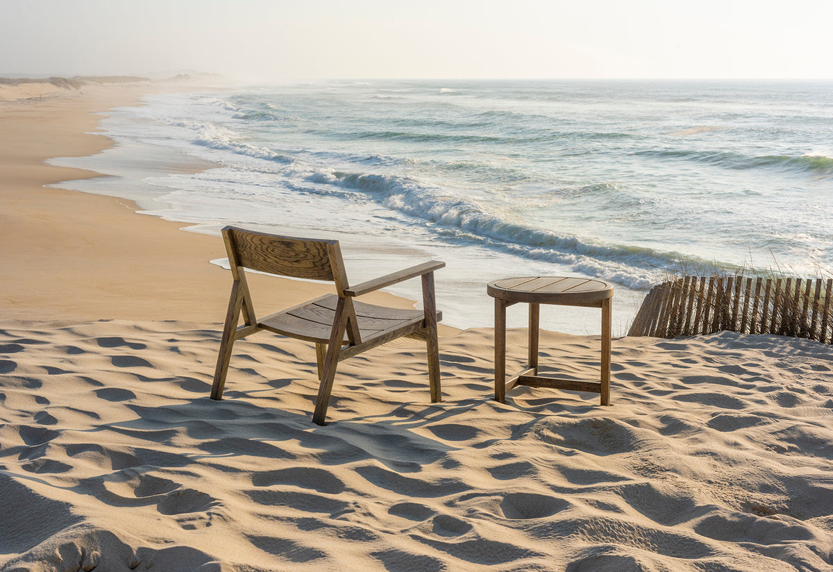 98.6°F Lounge Chair, Neri and hu, De la espada