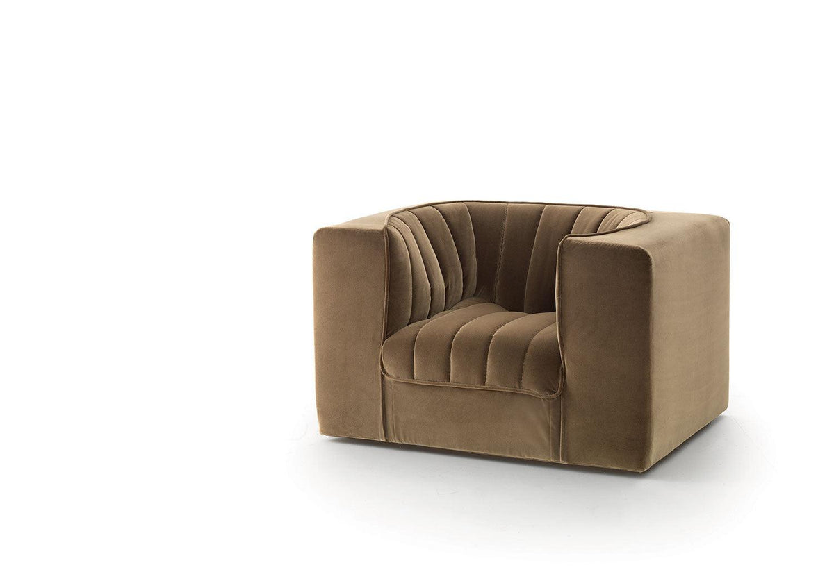 9000 Armchair, Tito agnoli, Arflex