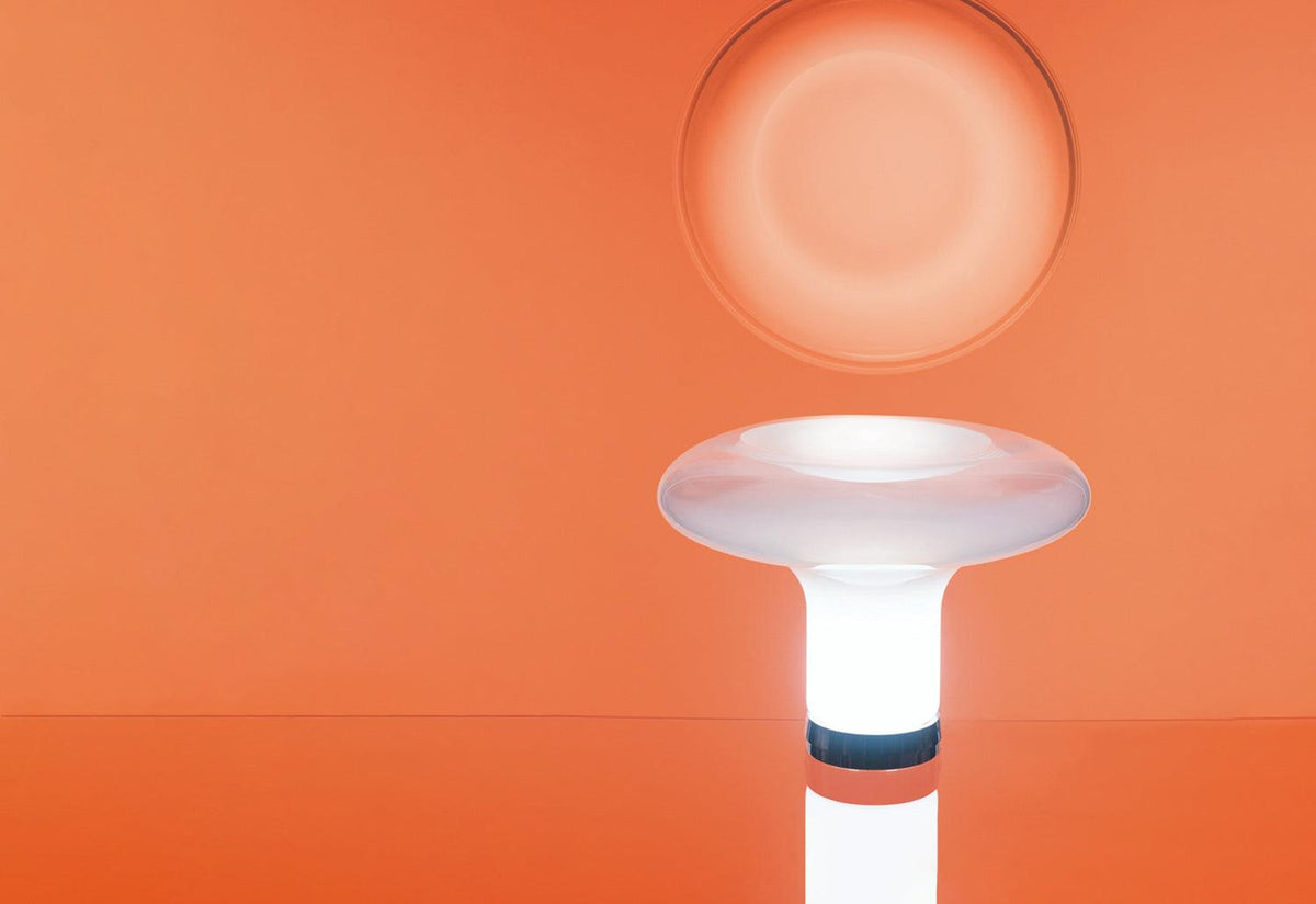 Lesbo Table Lamp, Angelo mangiarotti, Artemide