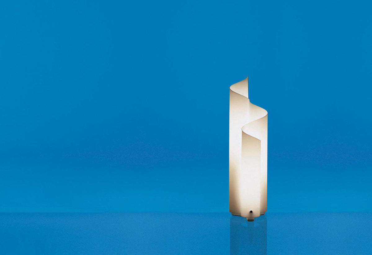 Mezzachimera Table Lamp, Vico magistretti, Artemide