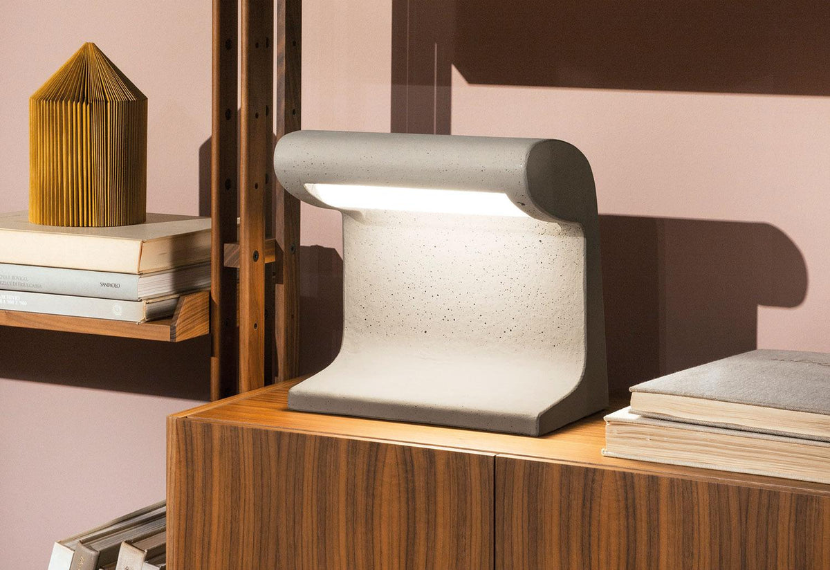Borne Béton Petite, 1952, Le corbusier, Nemo lighting