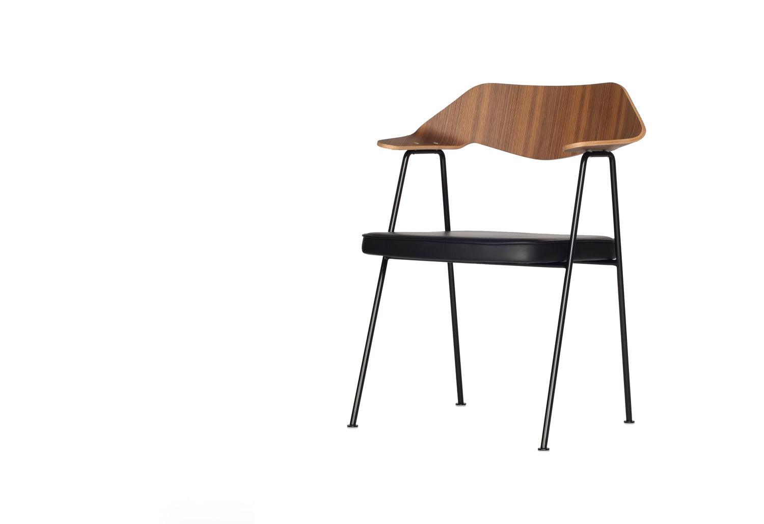 Case Furniture 675 Armchair | twentytwentyone