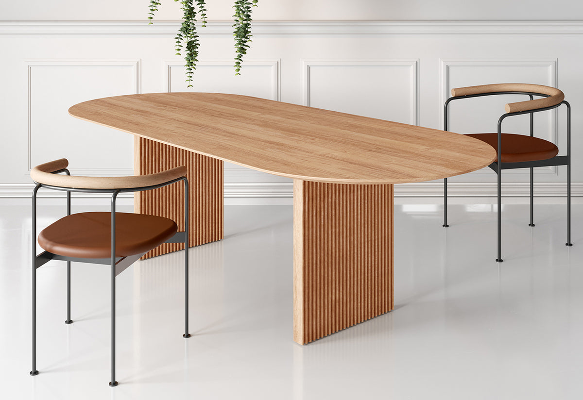 DK3 Ten Table Oval | twentytwentyone | 370 x 105 / 74cm / Wild oak