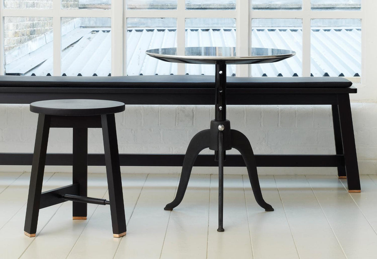 Sidekicks Height-Adjustable Table, Ilse crawford, De la espada