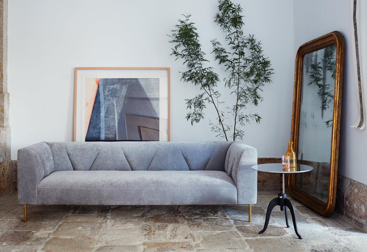 Sidekicks Height-Adjustable Table, Ilse crawford, De la espada