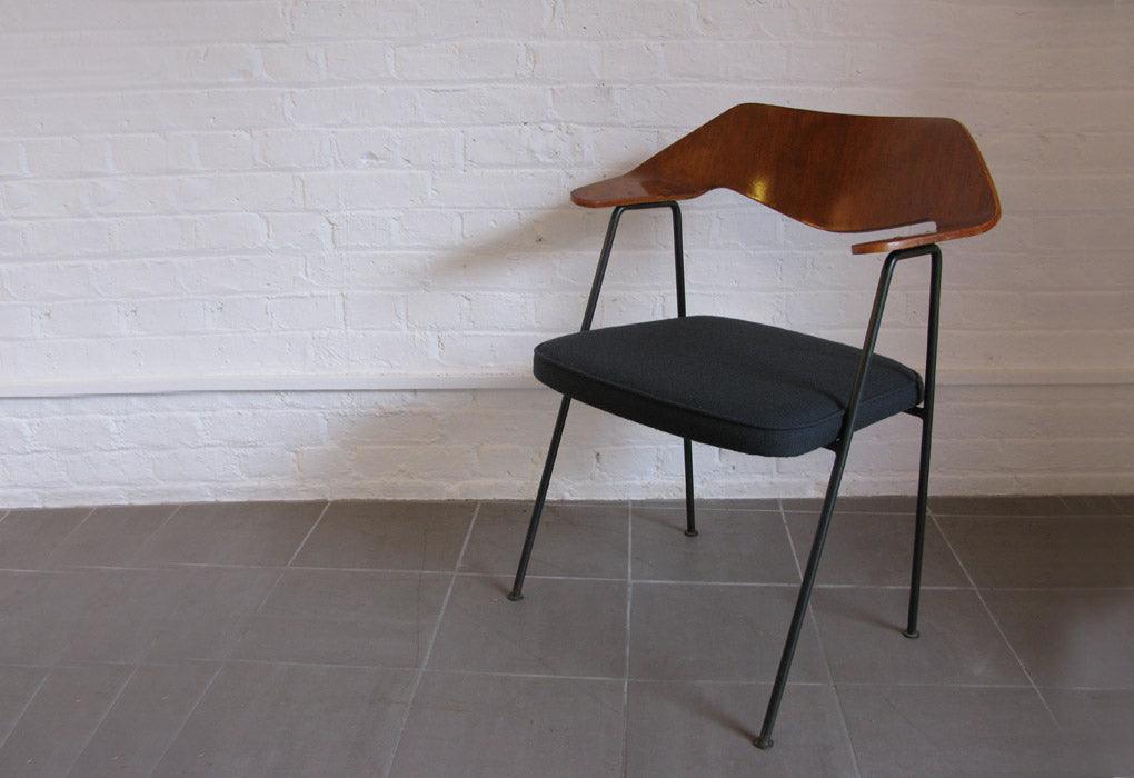 Day | 675 chair