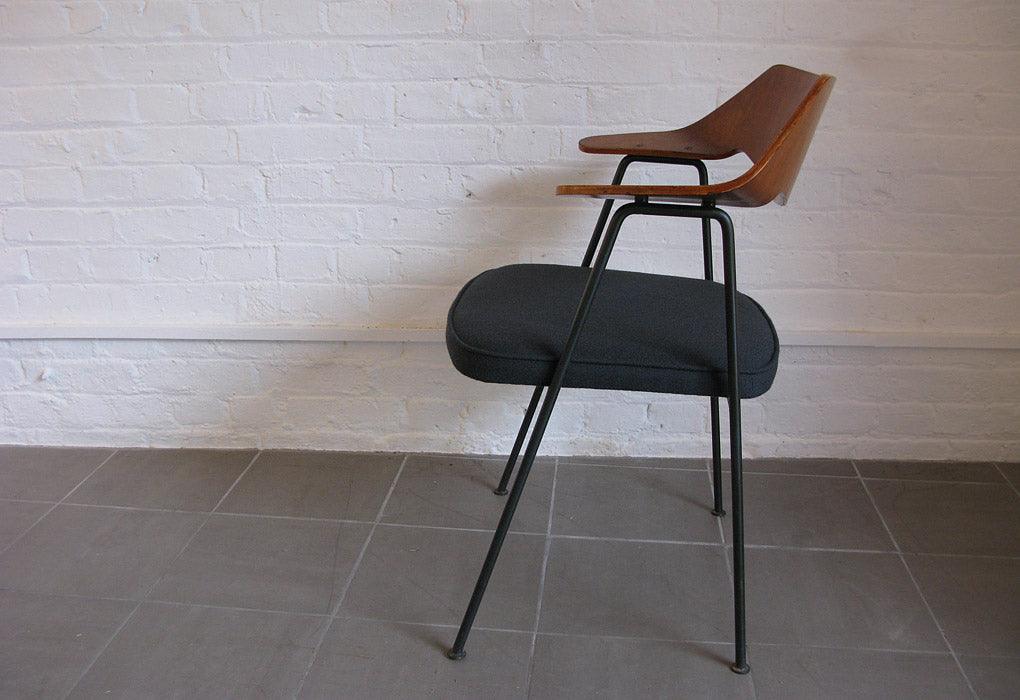Day | 675 chair