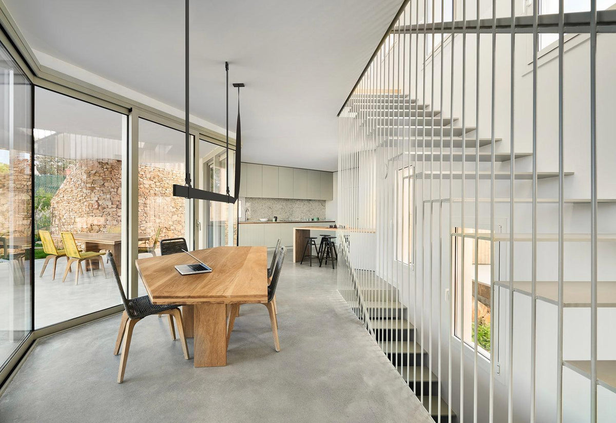 Belt Suspension Light, Ronan and erwan bouroullec, Flos