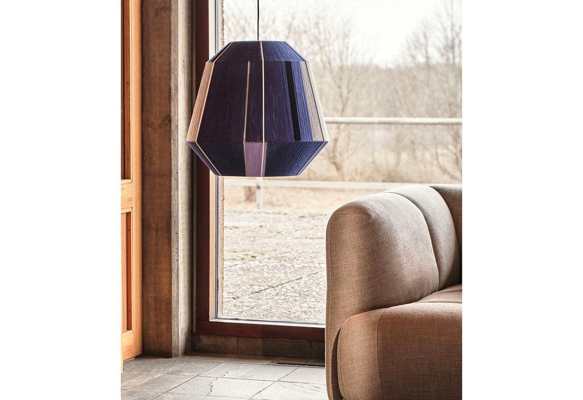 Bonbon Lamp, Ana kraš, Hay