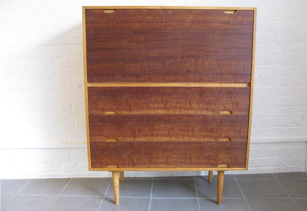 Robin Day Hilleplan desk  | 1952