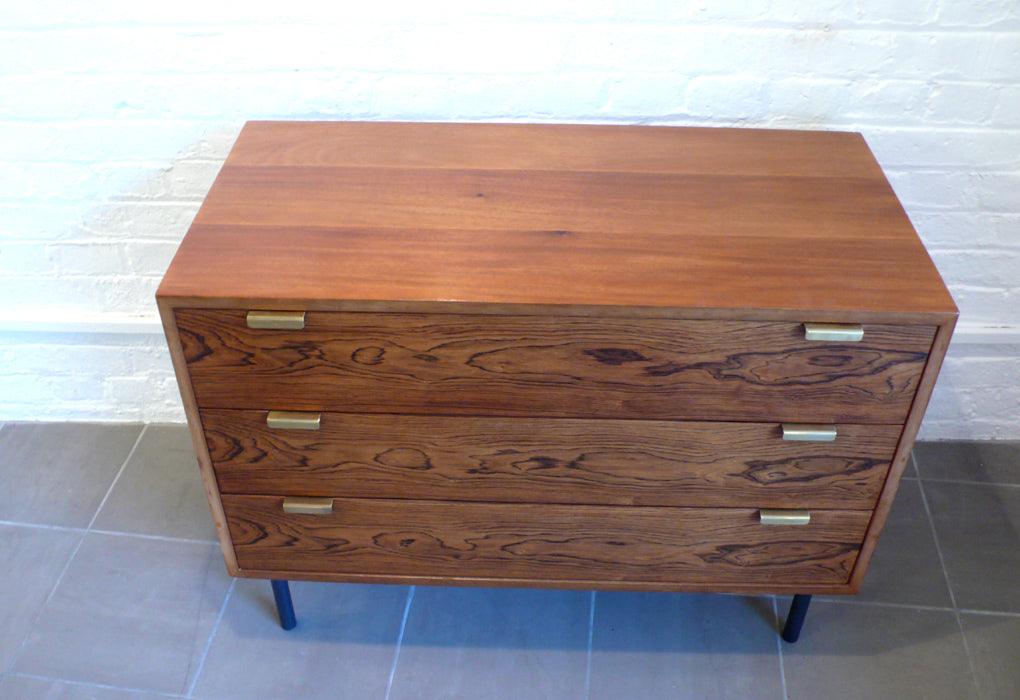 Day | Interplan chest | 1954