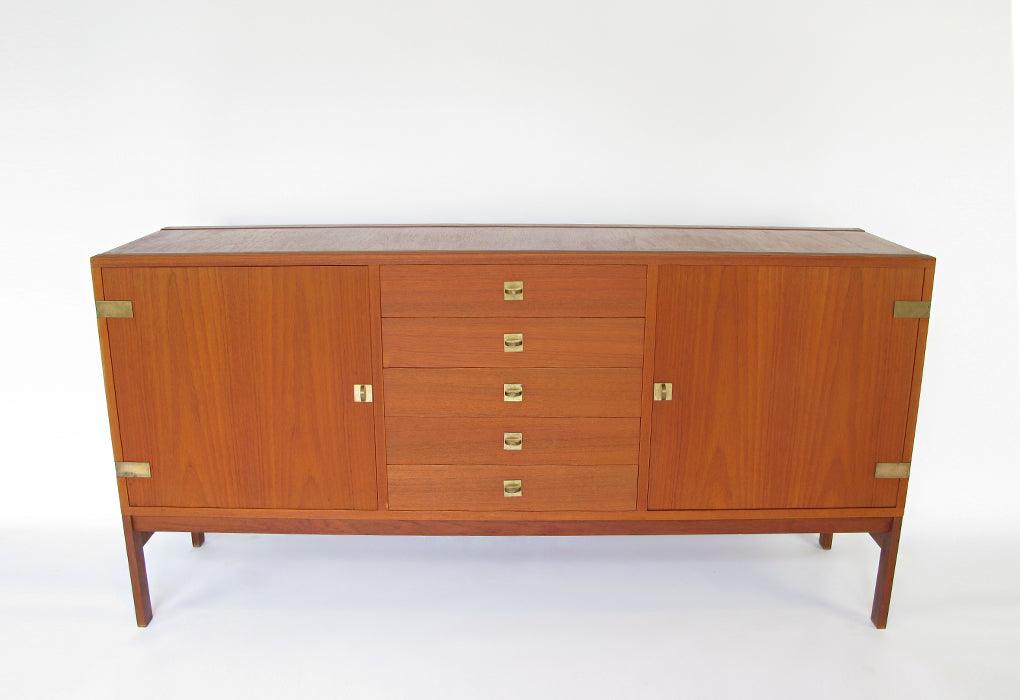 Knudsen Lind cabinet, 1965