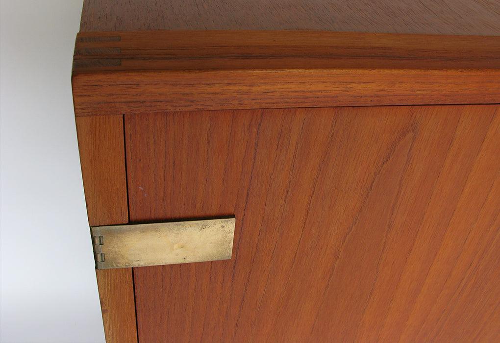 Knudsen Lind cabinet | 1965