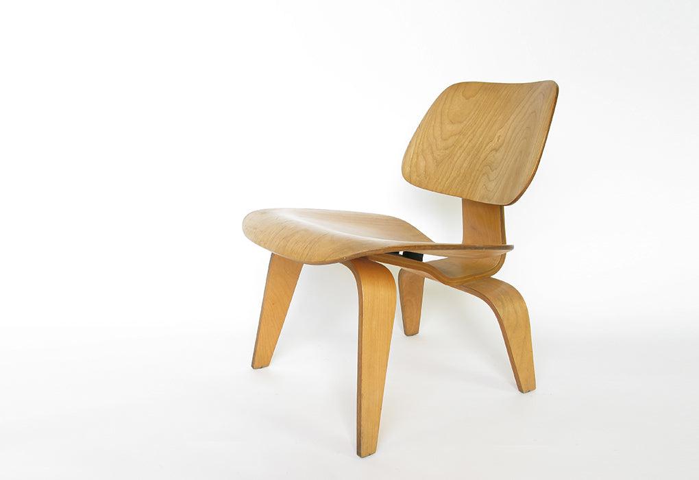 Eames LCW chair | 1945