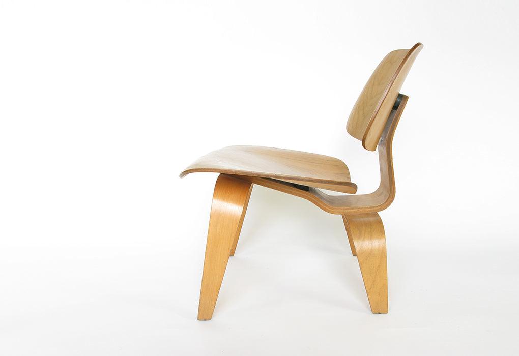 Eames LCW chair | 1945