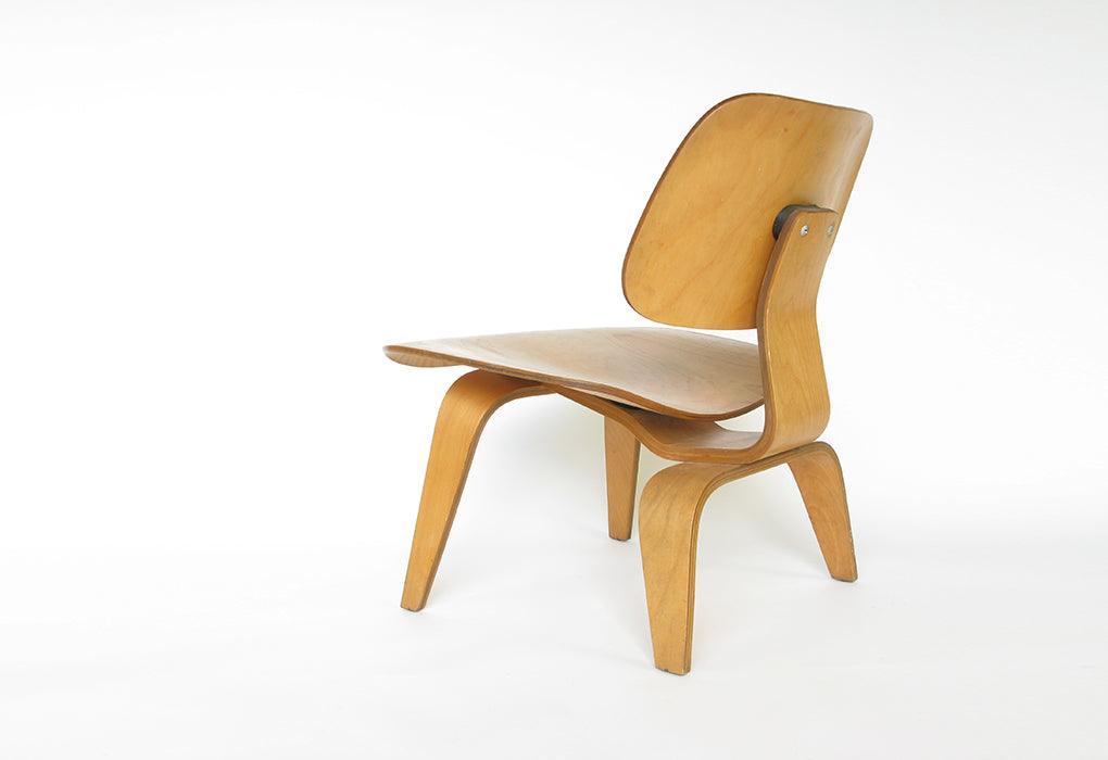 Eames LCW chair | 1945