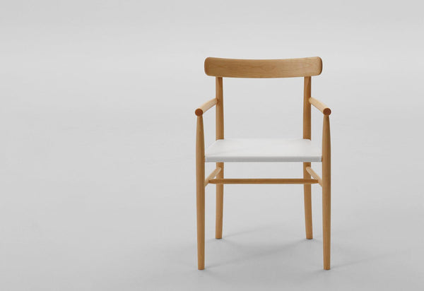 Lightwood-armchair-mesh-