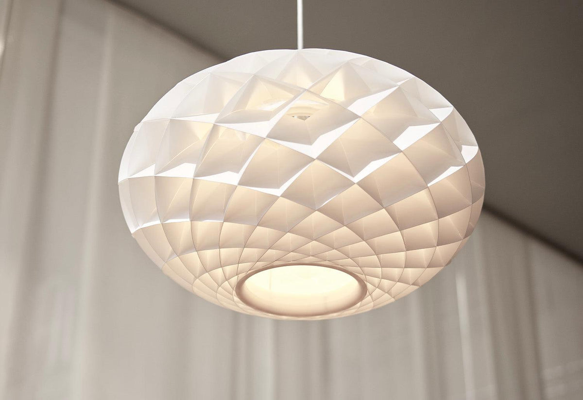 Patera Oval Pendant, Øivind slaatto, Louis poulsen