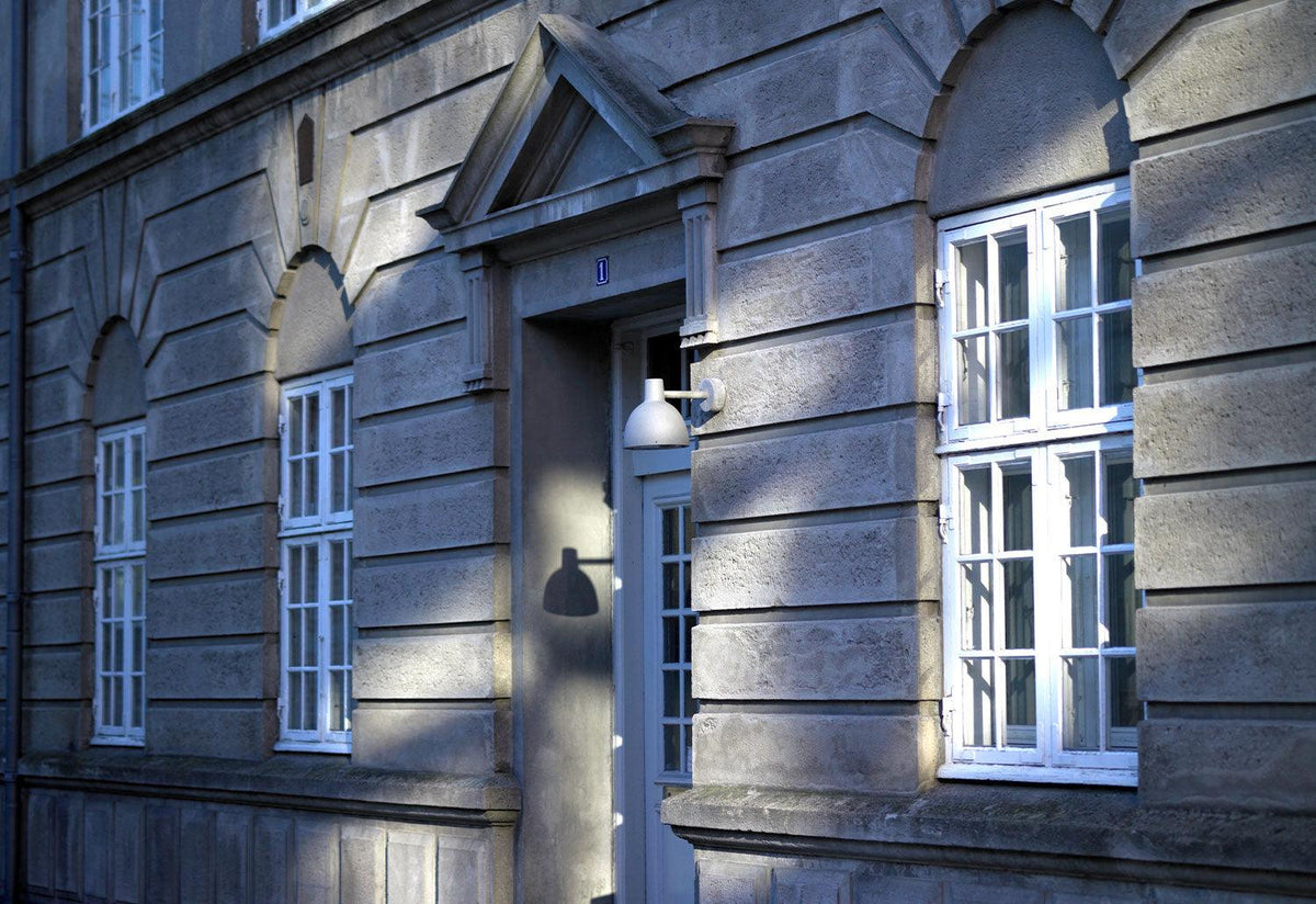 Toldbod Outdoor Wall Light, Louis poulsen