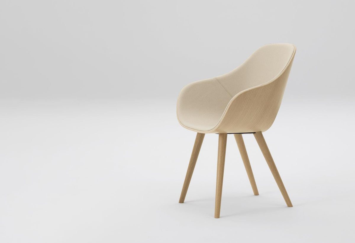 Roundish Armchair | Cushioned, Naoto fukasawa, Maruni