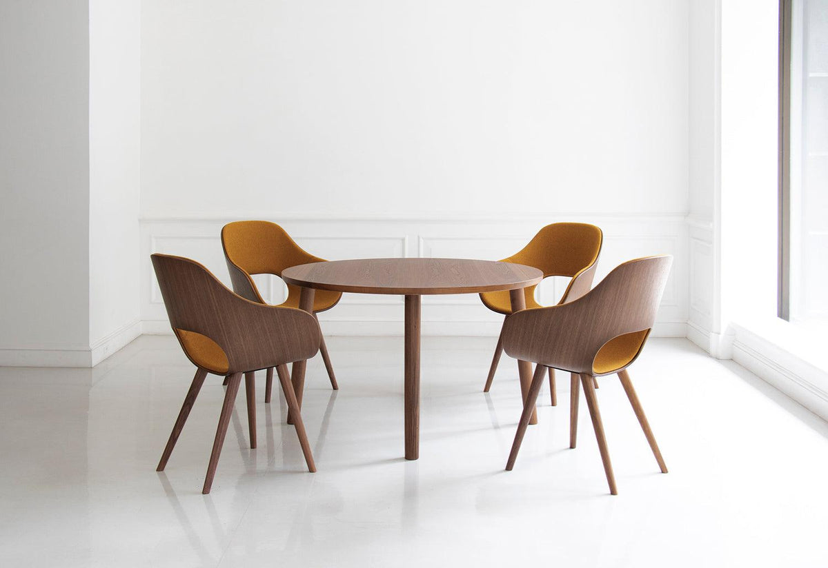 Roundish Armchair | Cushioned, Naoto fukasawa, Maruni