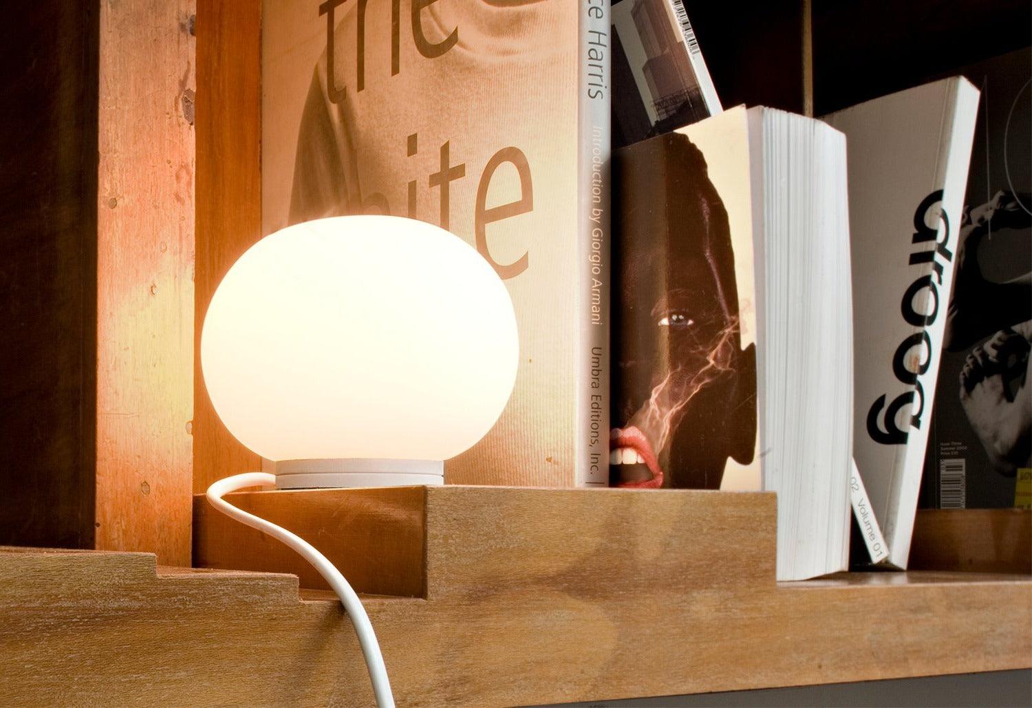 Mini-glo-ball-table-lamp-2.jpg