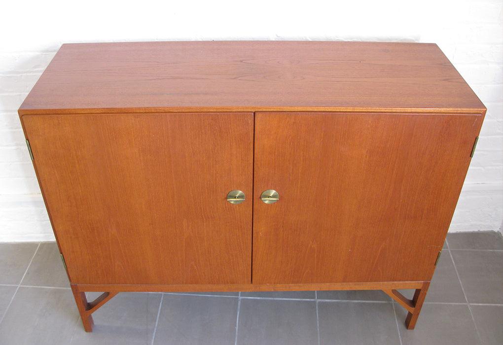 Cabinet for CM Madsen | 1955