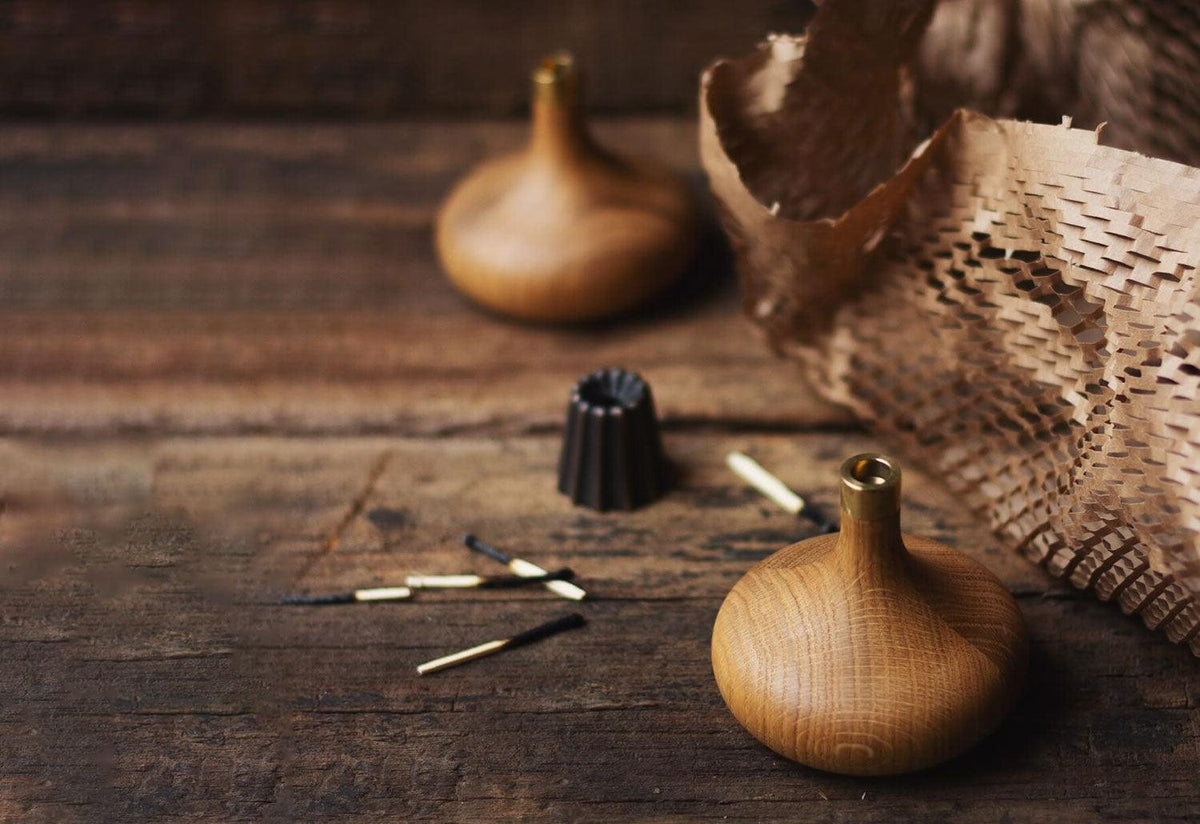 Oak Candle Holder, Ovo things