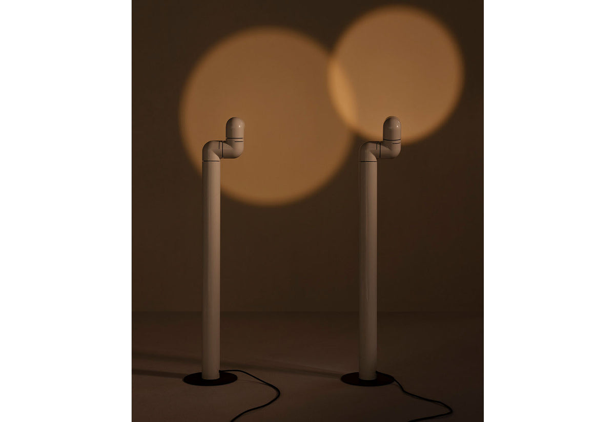 Tatu Alta Floor Lamp, Andre ricard, Santa and cole
