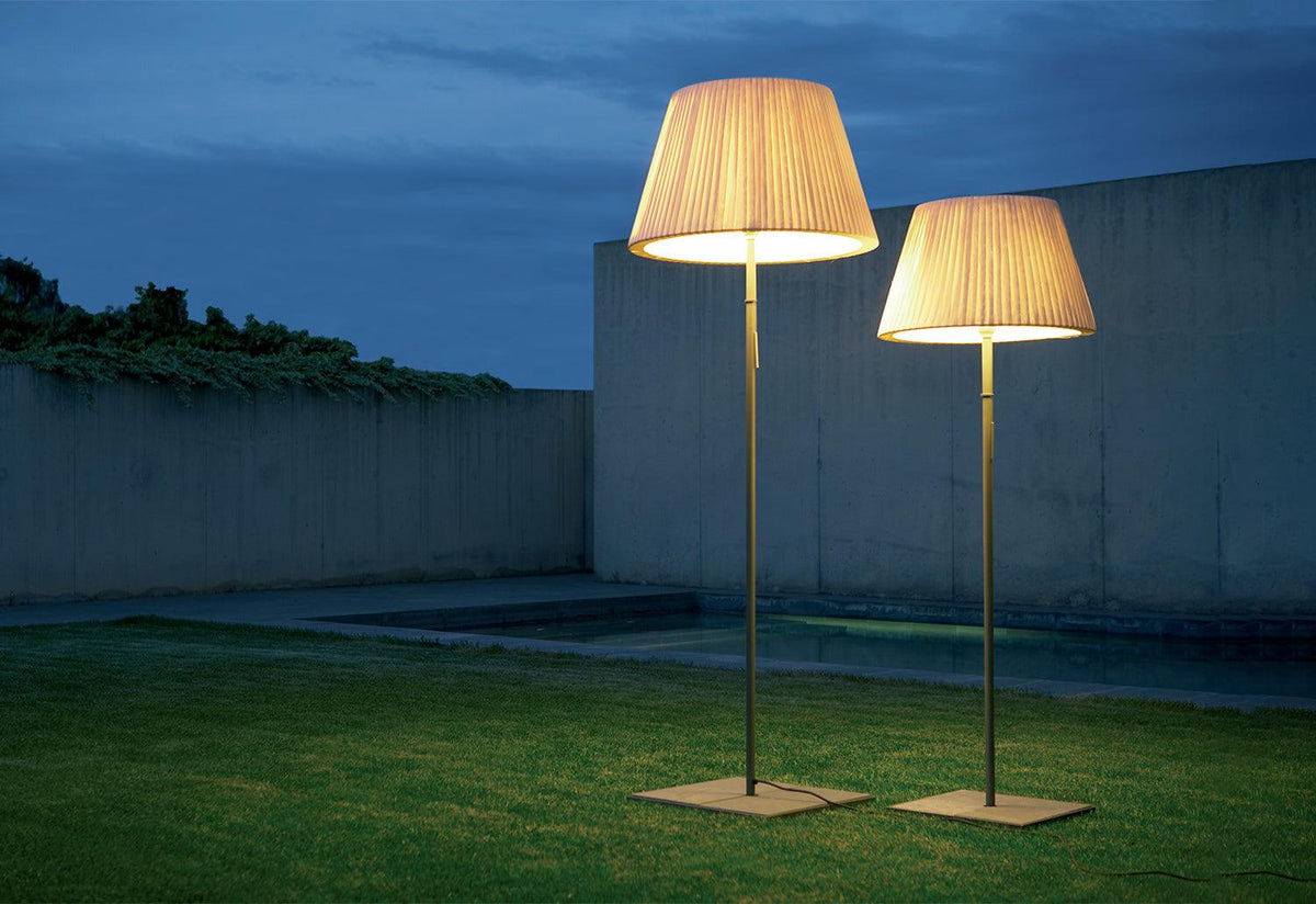 TXL outdoor floor light, 2006, Joan gaspar, Marset