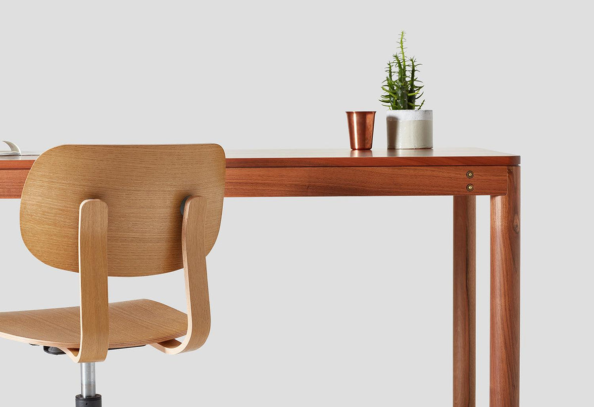 Dowel table, Klauser and carpenter, Very good and proper