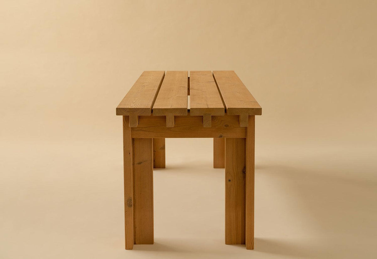 013 Osa Outdoor Dining Table, Henrik tjaerby, Vaarnii