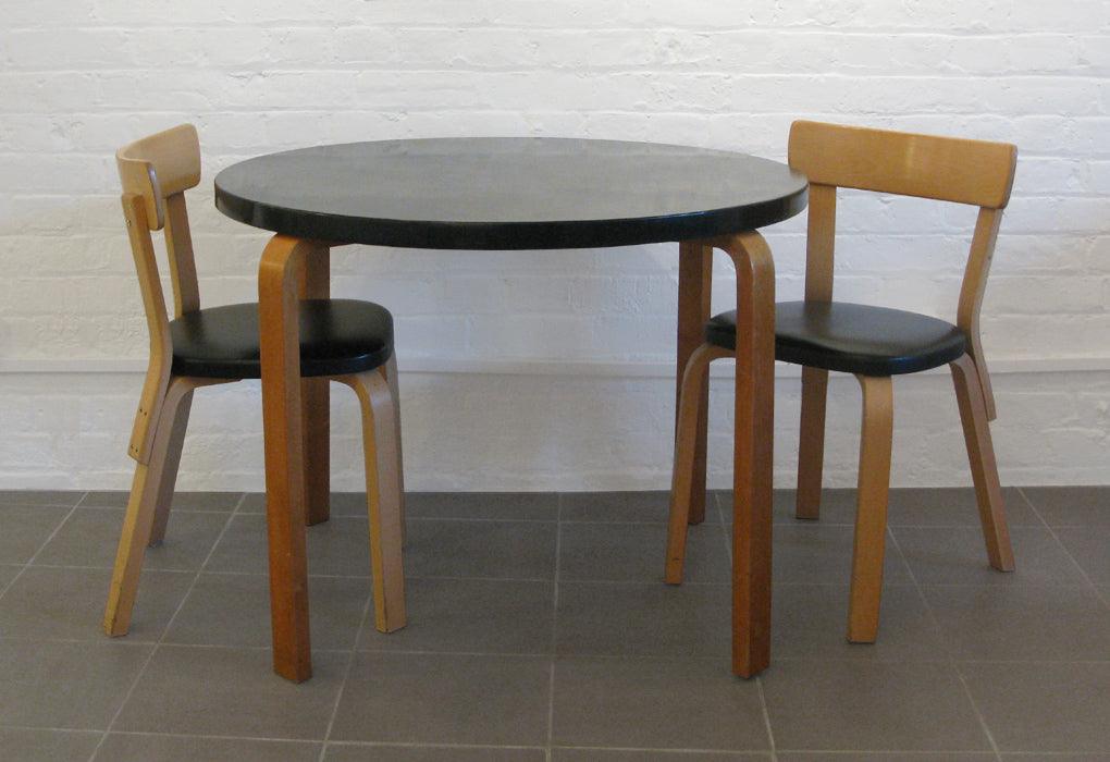 Alvar Aalto, dining table