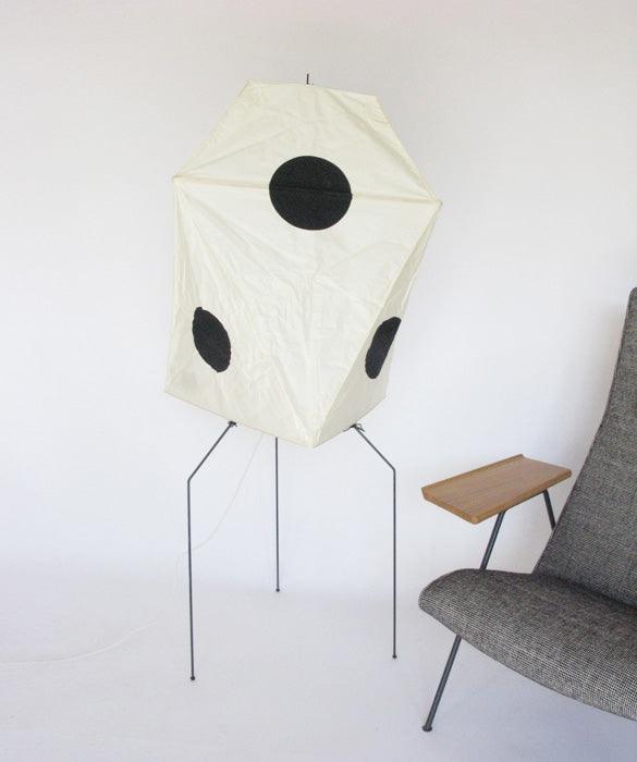 Isamu Noguchi Akari light | 1951