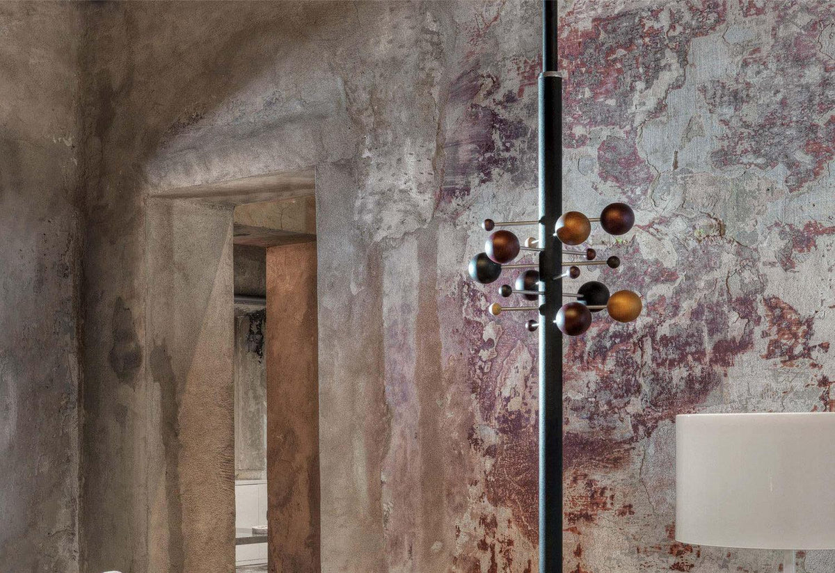 AT16 Column Coat Hanger, Osvaldo borsani, Tecno