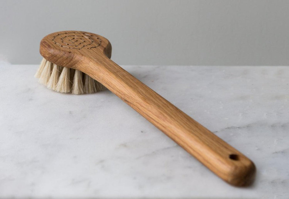 Lovisa Bath brush with handle, 2015, Iris hantverk