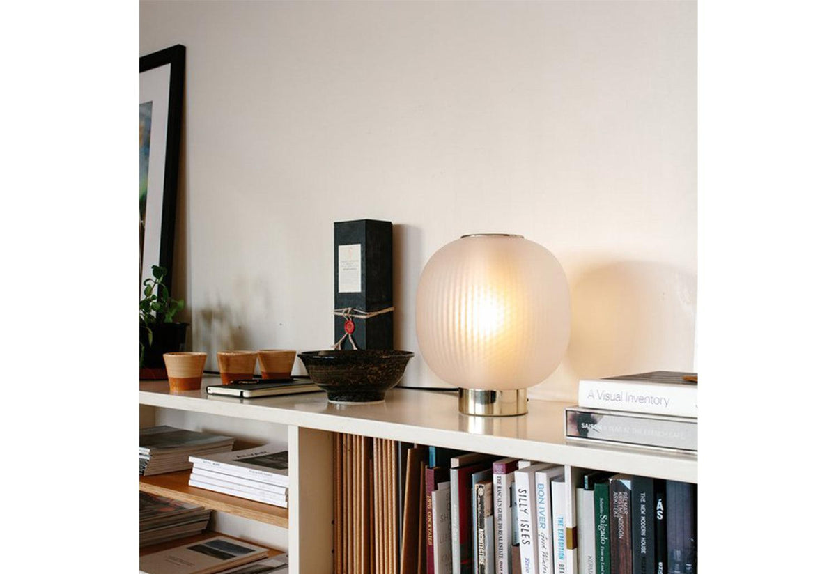 Bloom Table Light, Tim rundle, Resident