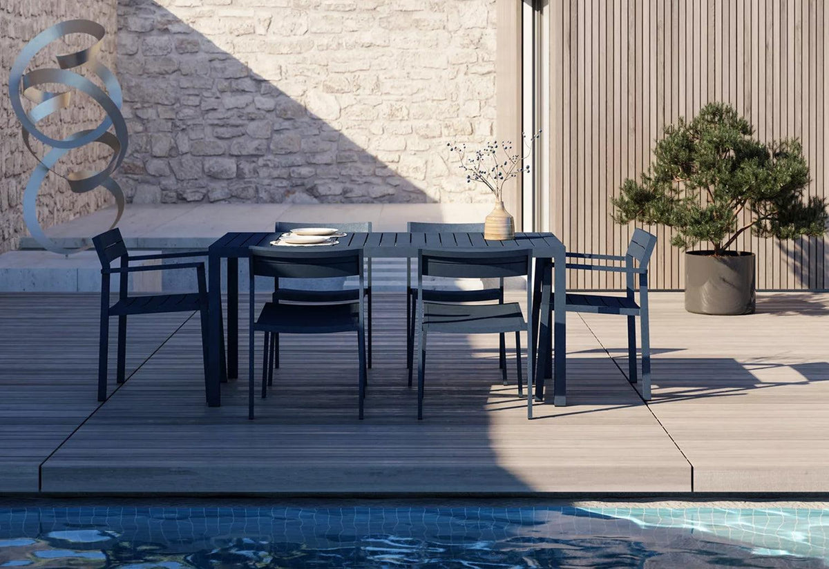Eos Table, Matthew hilton, Case furniture